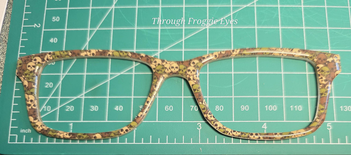 Opaque Camo Skulls frame topper compatible with Pair frames +