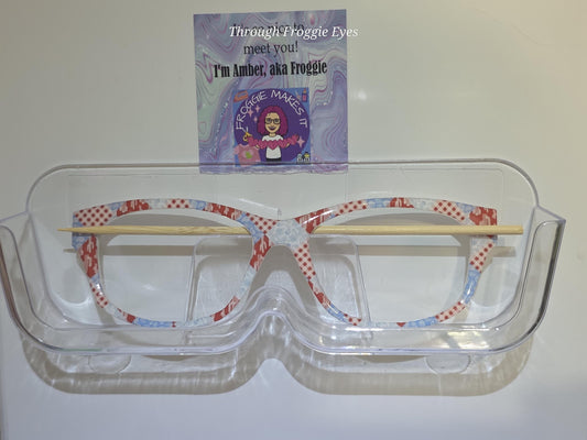 Holographic Picnic Quilt frame topper compatible with Pair frames